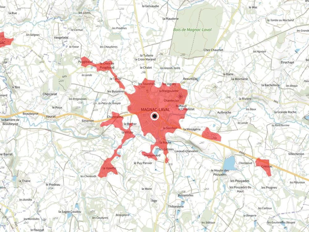 Carte des restrictions de vol pour les drones autour de Magnac-Laval
