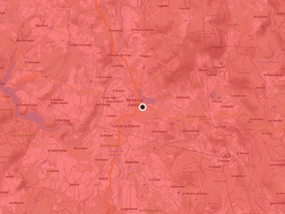 Carte des restrictions de vol pour les drones autour de Peyrat-le-Château