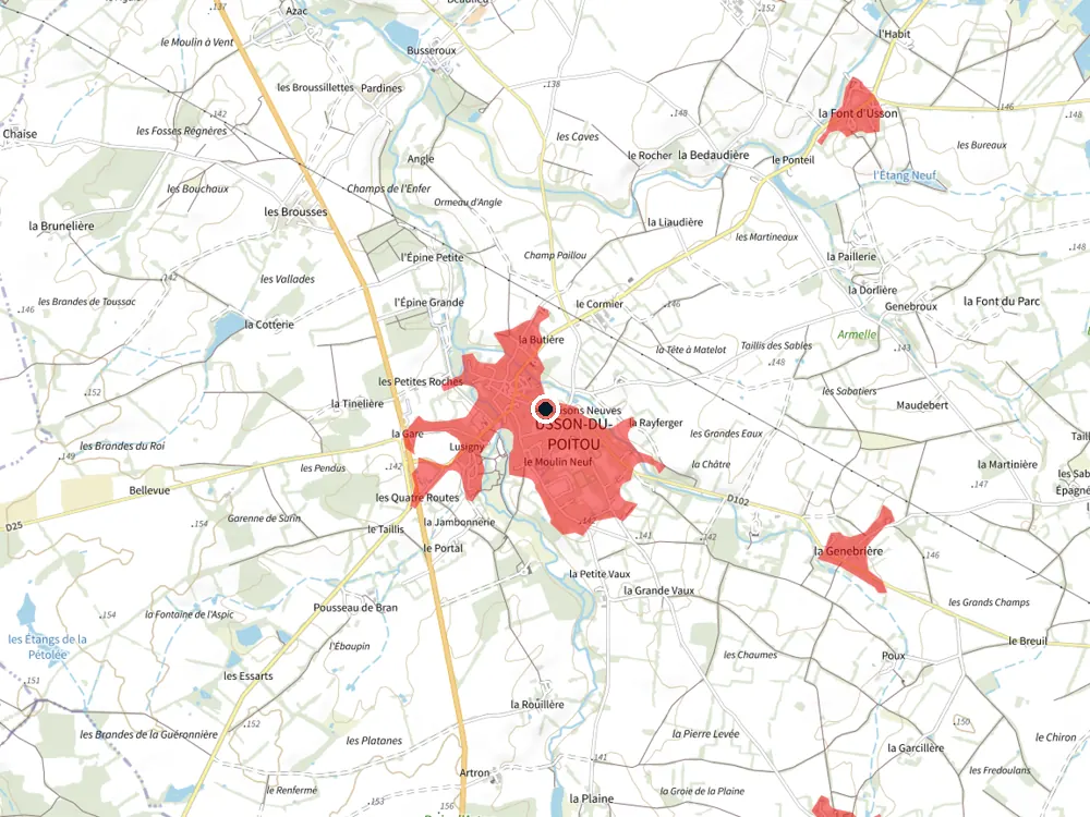 Carte des restrictions de vol pour les drones autour de Usson-du-Poitou